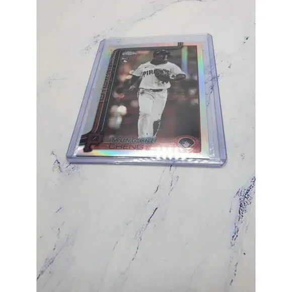 2025 Topps Chrome Update Tsung-Che Cheng RC Rookie Sepia Refractor #USC74 - Picture 3 of 4